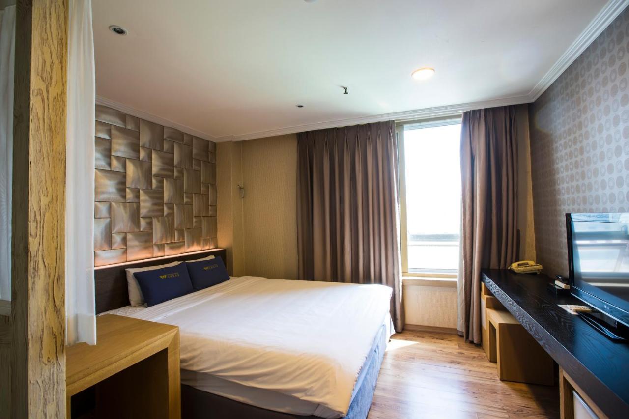 Central Hotel Changwon Eksteriør bilde
