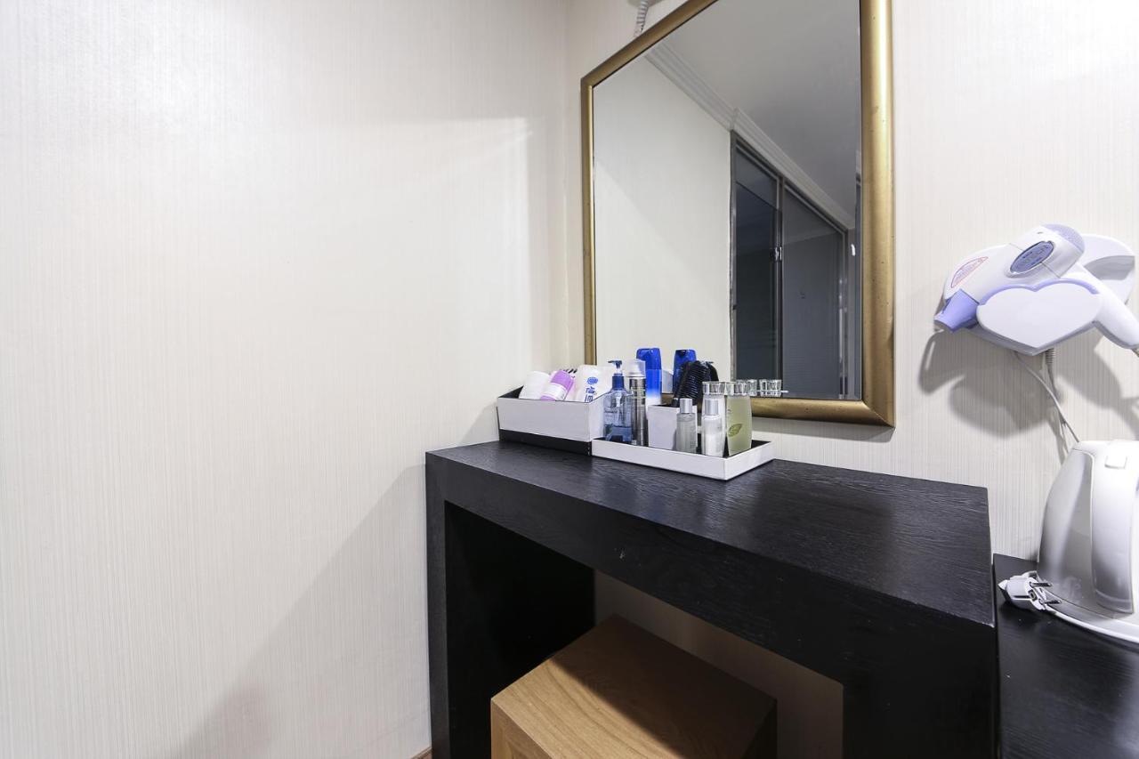 Central Hotel Changwon Eksteriør bilde