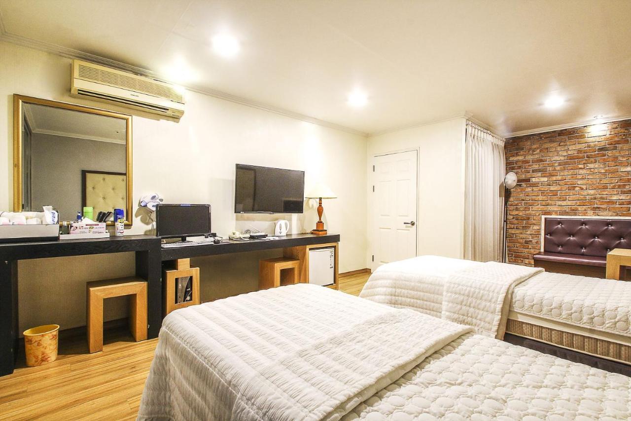 Central Hotel Changwon Eksteriør bilde