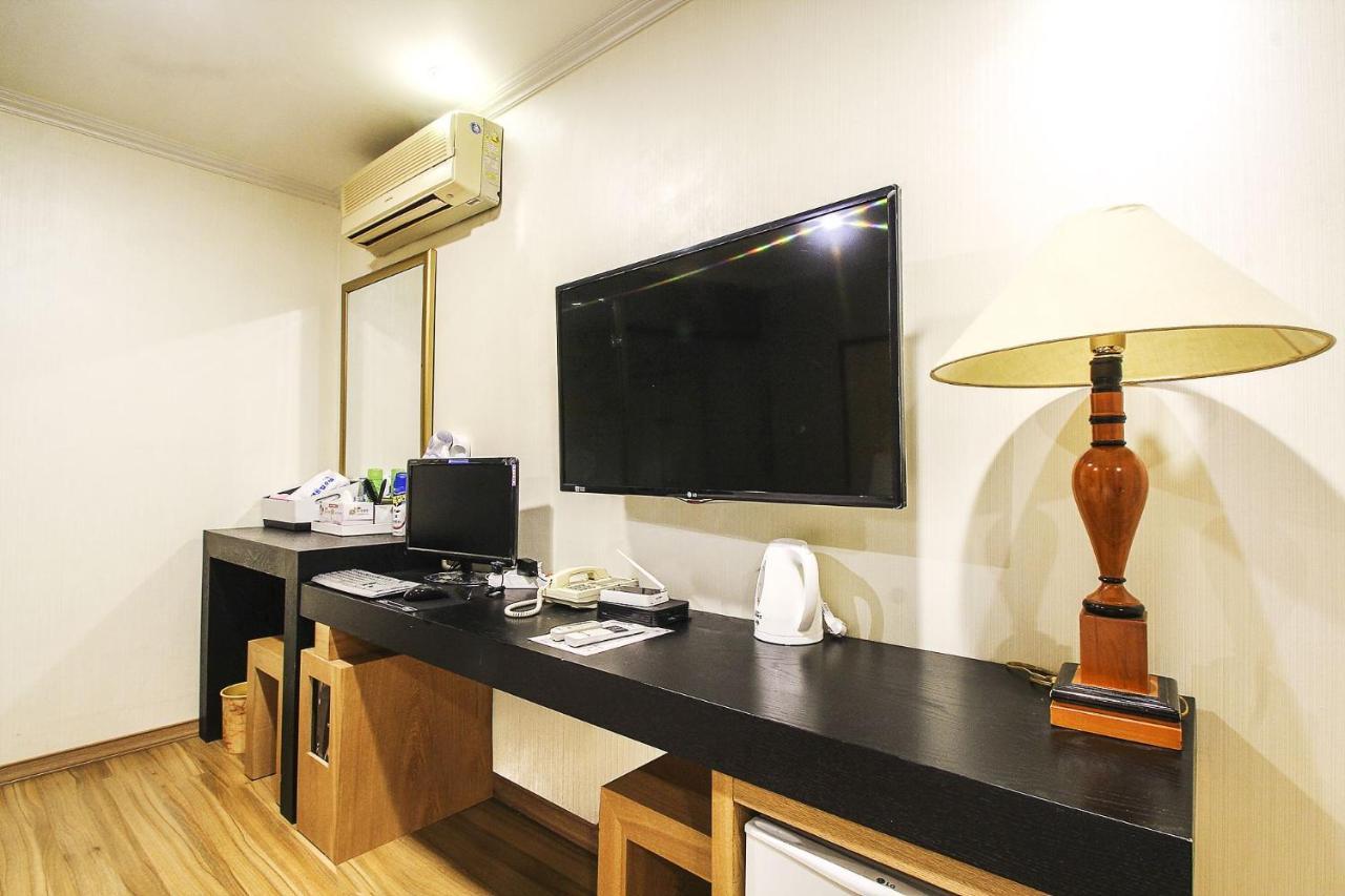 Central Hotel Changwon Eksteriør bilde