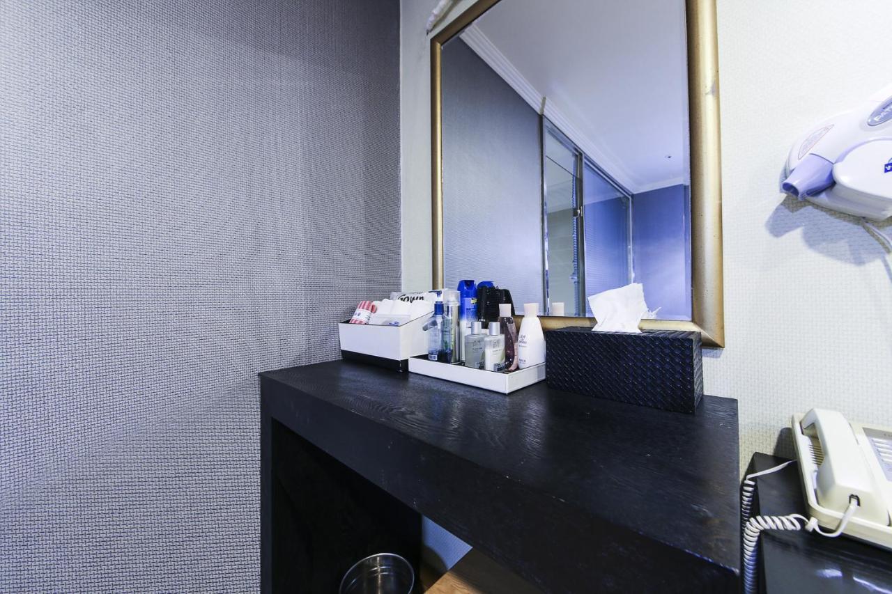 Central Hotel Changwon Eksteriør bilde
