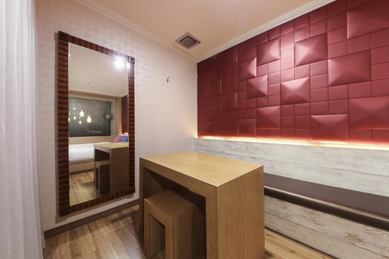 Central Hotel Changwon Eksteriør bilde