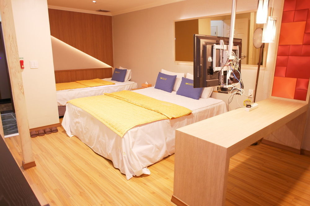 Central Hotel Changwon Eksteriør bilde