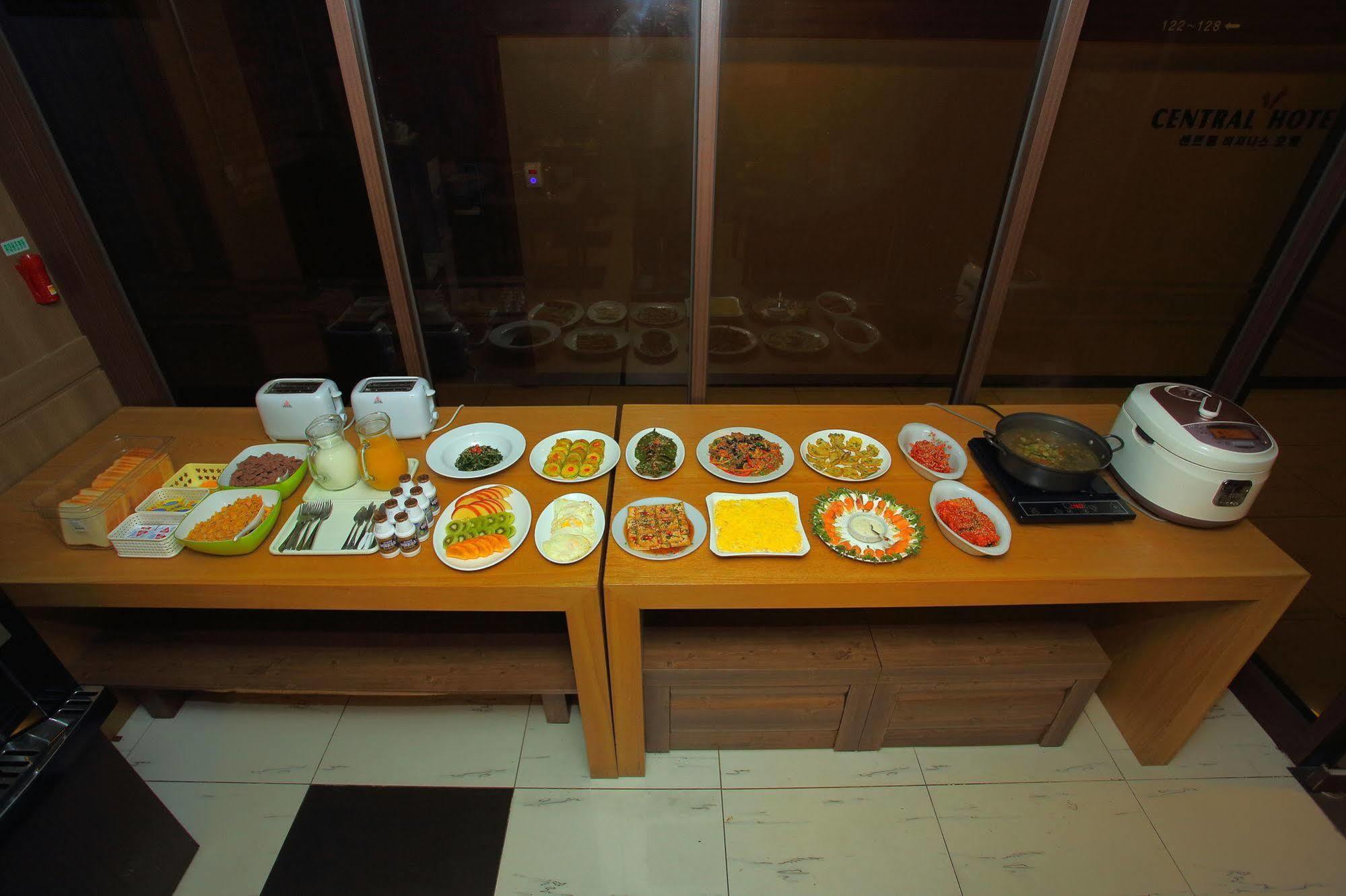 Central Hotel Changwon Eksteriør bilde